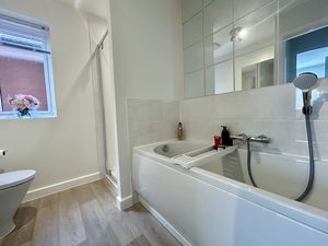 Family Bathroom- click for photo gallery